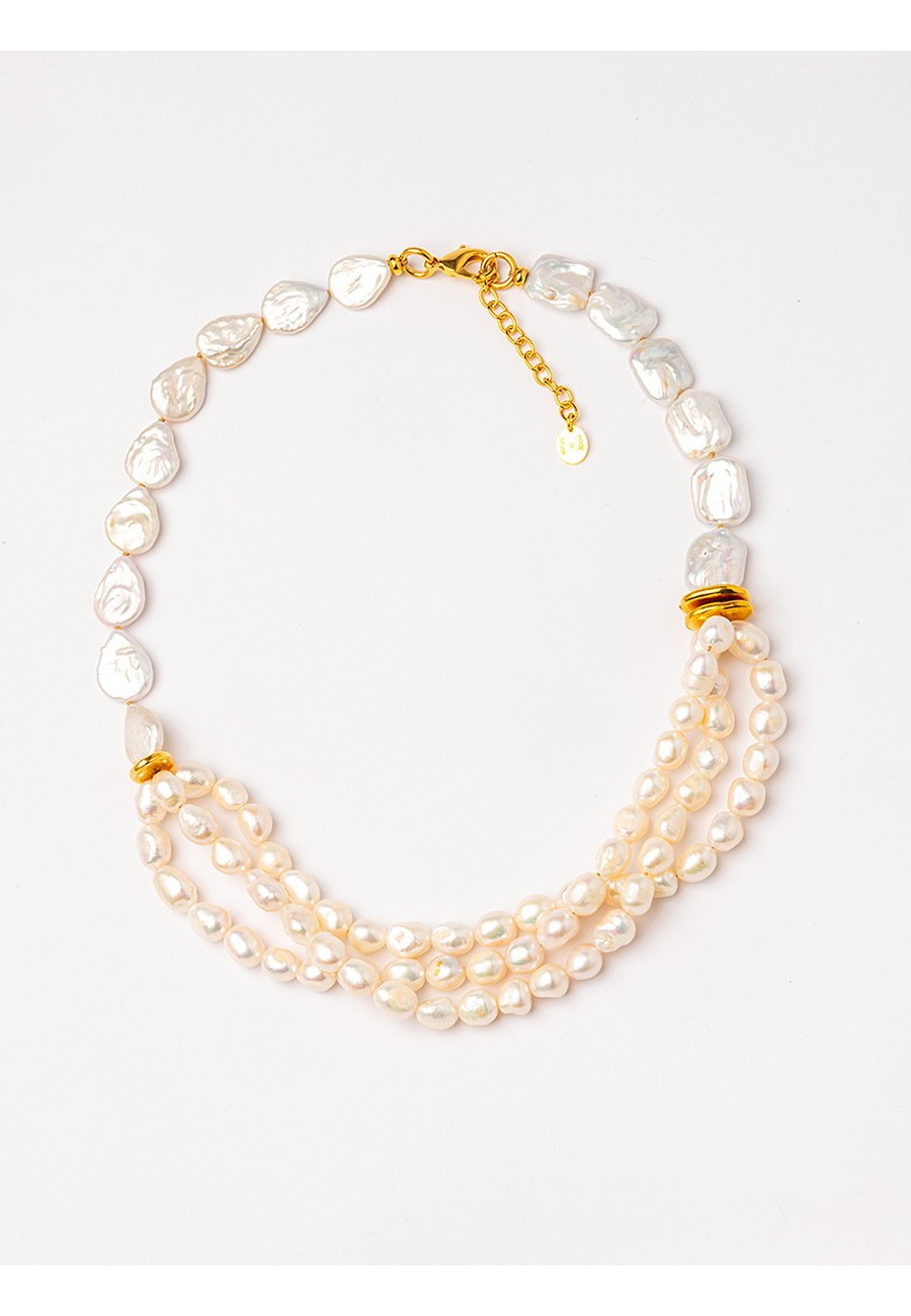 COLLAR CORTO PERLAS