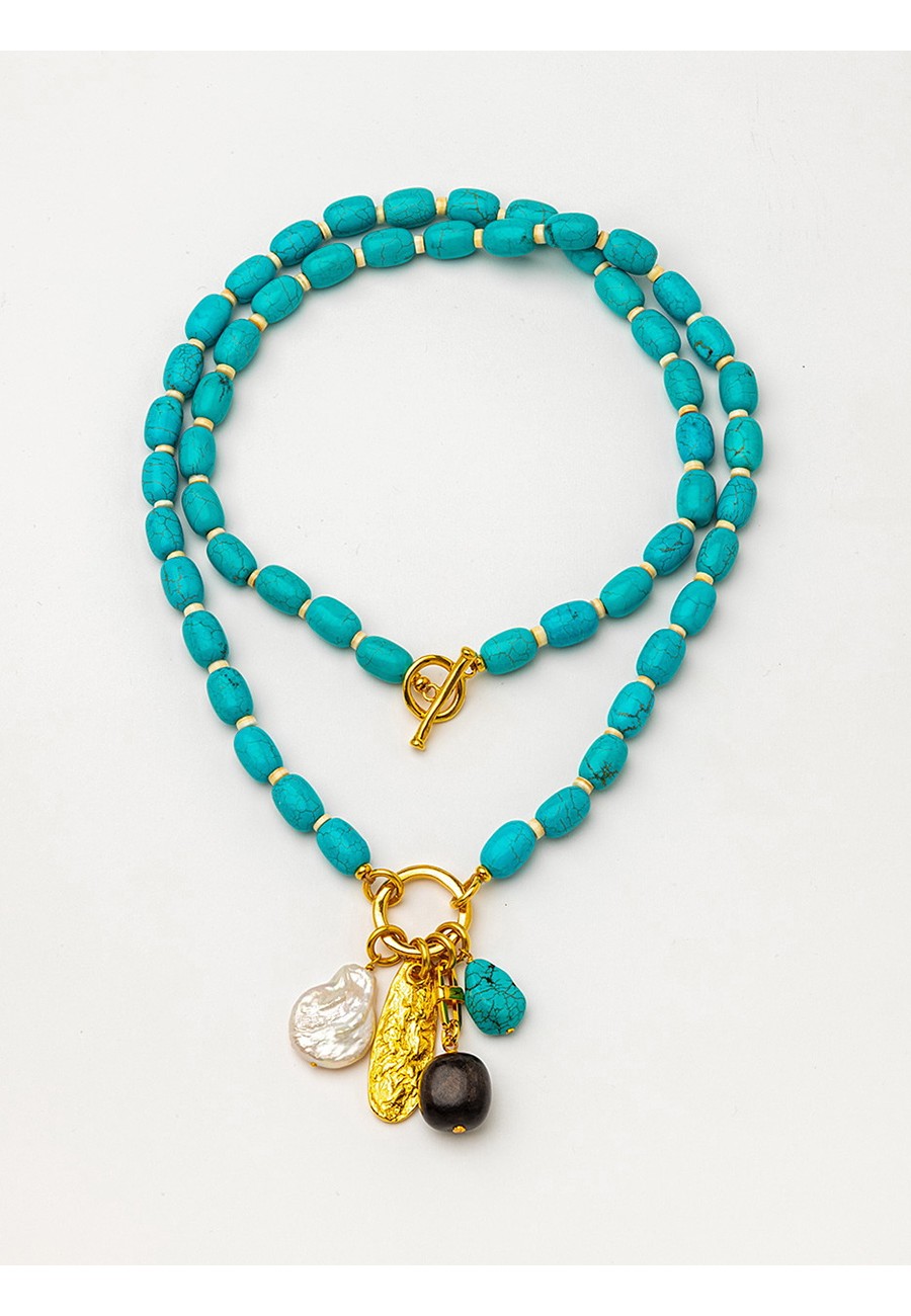 COLLAR LARGO CON HOWLITA AZUL