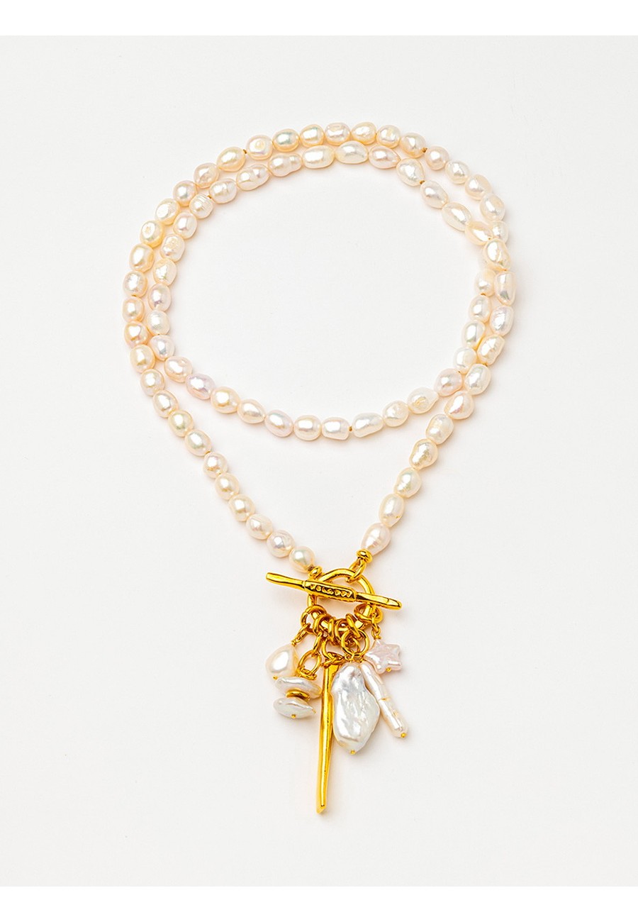 COLLAR LARGO CON PERLAS