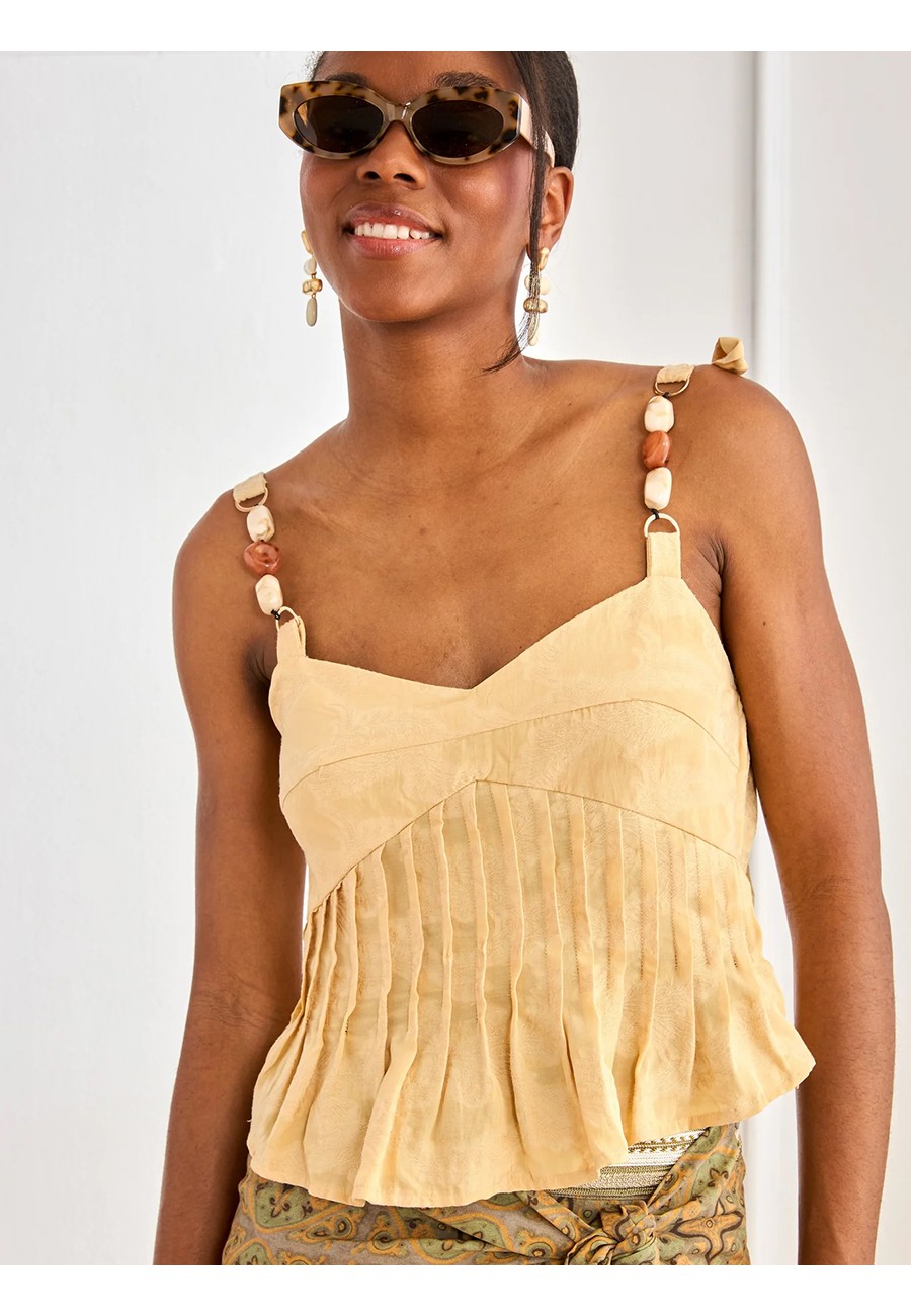 TOP RAYON CON PLISADOS Y...