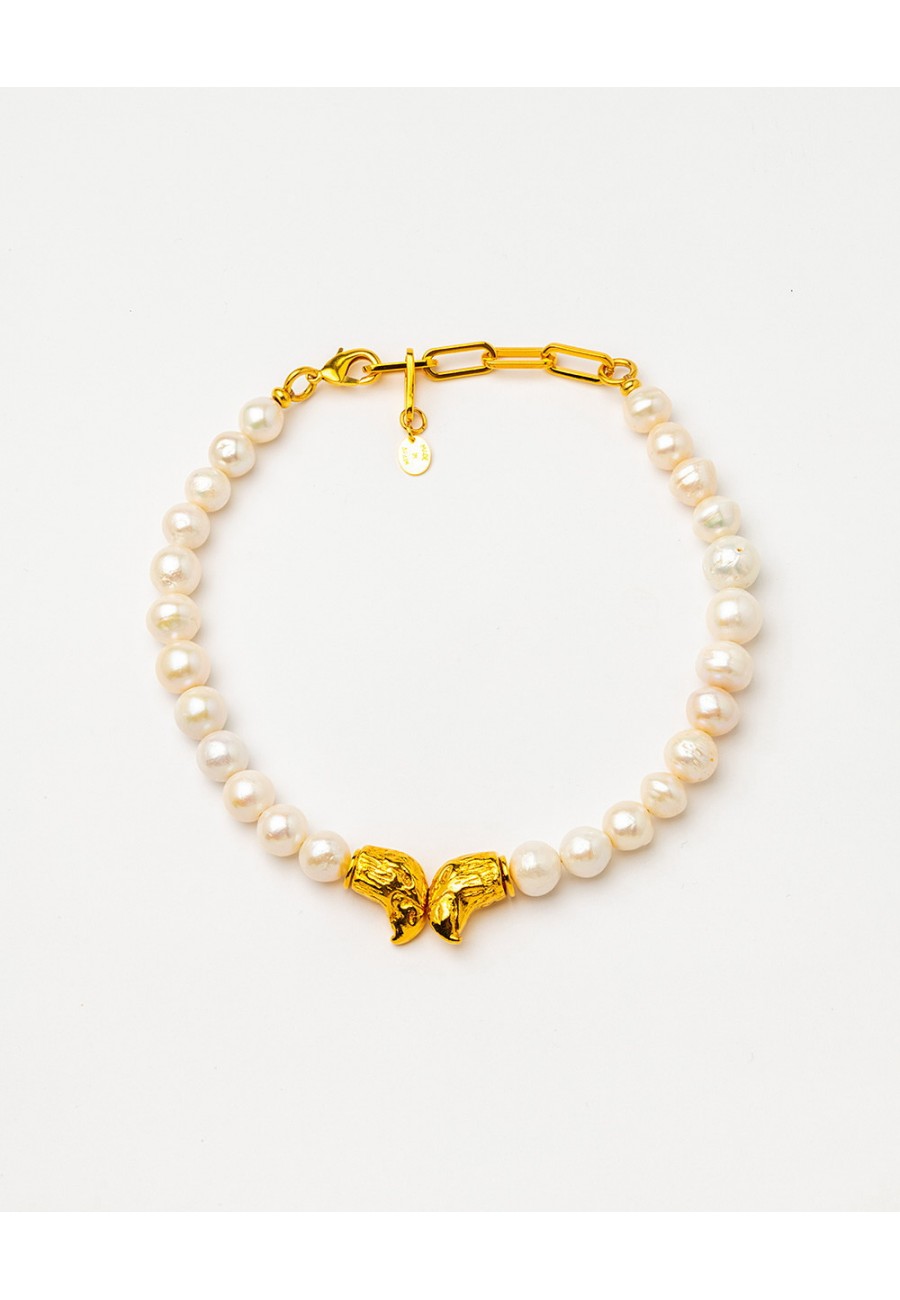 COLLAR CORTO CON PERLA