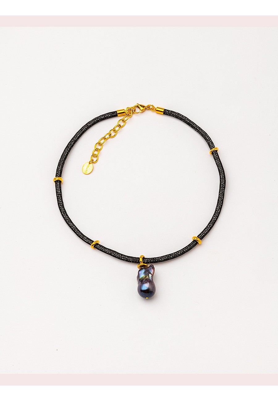 COLGANTE (HILO NEGRO) CON...
