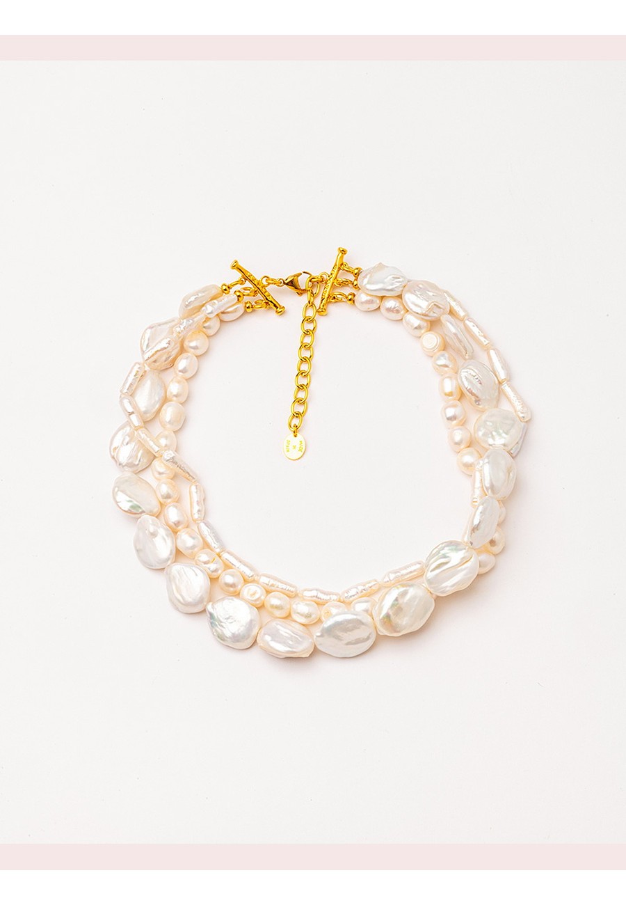 COLLAR LARGO CON PERLAS